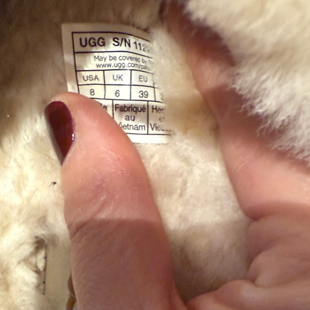 UGG Disquette Tan and Cream Shearling Slippers - Picture 7 of 7